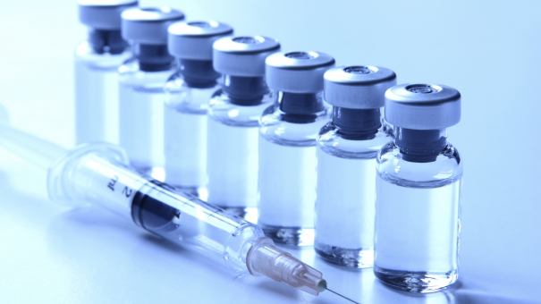 Роспотребнадзор предлагает наказывать за отказ от вакцинации