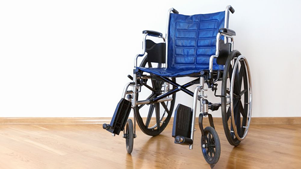 Правительство отложило введение маркировки для инвалидных кресел