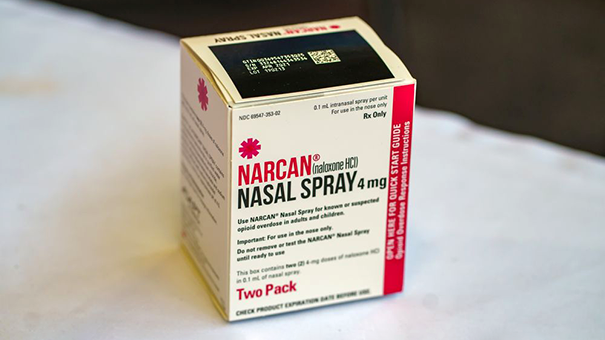 В США сделали спрей с налоксоном безрецептурным из‑за «опиоидного кризиса»
