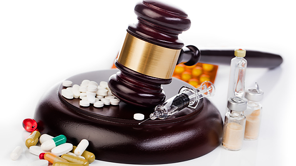Обзор законодательства: изменения в ПКУ и судьба иностранных лекарств