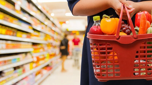 Минздрав впервые за 6 лет изменил нормы потребления пищевых продуктов: россиянам следует есть больше мяса, рыбы и соли