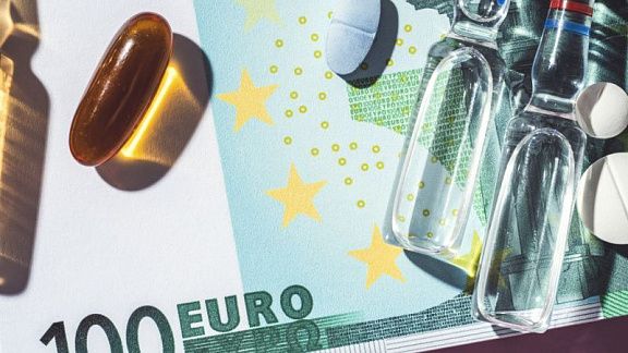 Европейские лекарства подорожали на 15 %